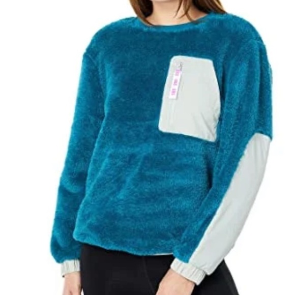 UGG Niko Sherpa Sweatshirt size small - Picture 1 of 10